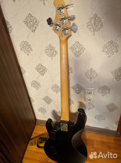 Бас-гитара OLP by Ernie Ball MM22