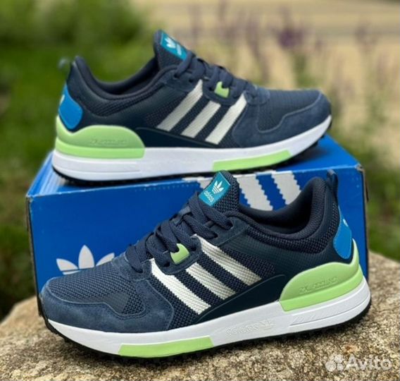 Кроссовки Adidas zx 700 мужские