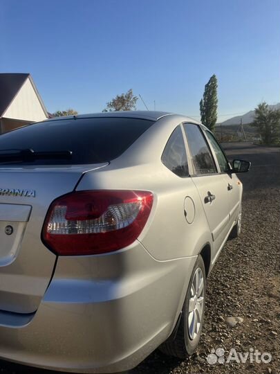 LADA Granta 1.6 МТ, 2015, 142 350 км