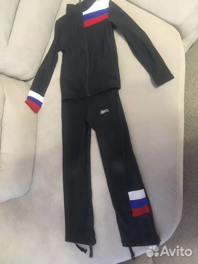 Тренировочный костюм для фигурного катания