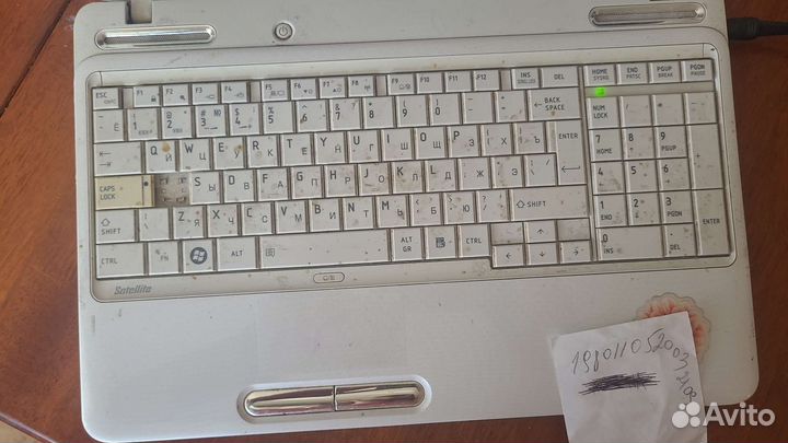 Ноутбук toshiba