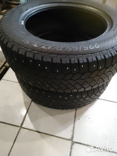 Gislaved Nord Frost 200 SUV 225/65 R17 106T