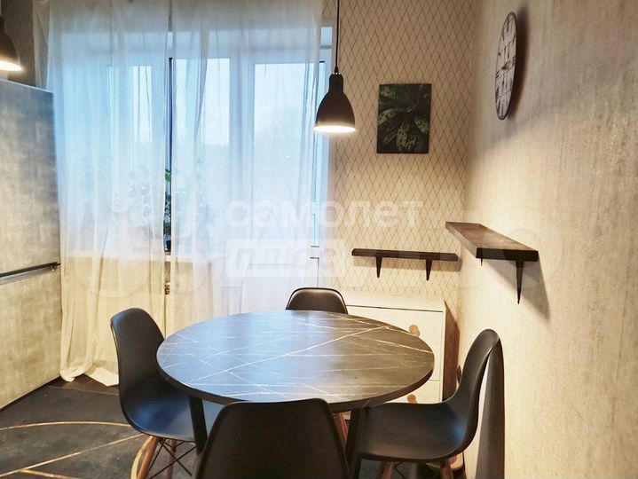 1-к. квартира, 37 м², 1/3 эт.