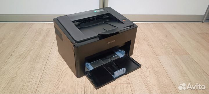 Лазерный монохромный (черно-белый) принтер Samsung