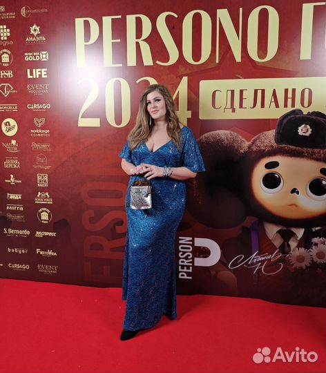 Вечернее платье