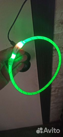 Светящийся ошейник для больших собак