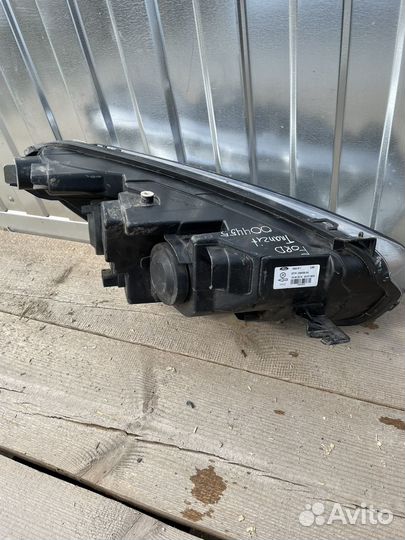 Фара левая Ford Transit 2014