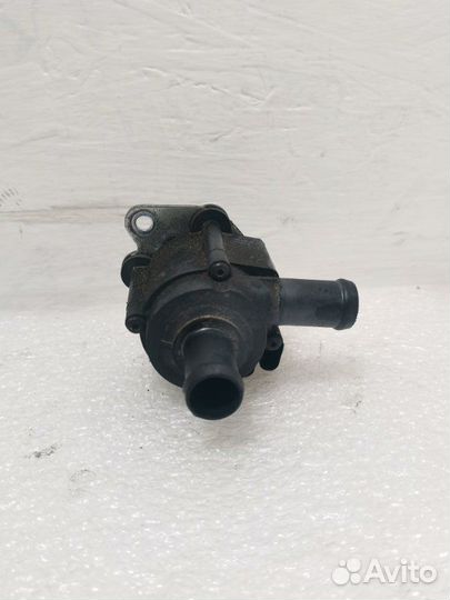 Помпа Volvo Xc60 I Рестайлинг D4204T14 2013-2017