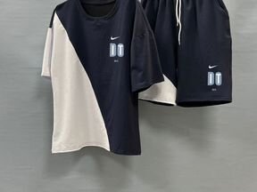 Костюм спортивный Nike (шорты + футболка)