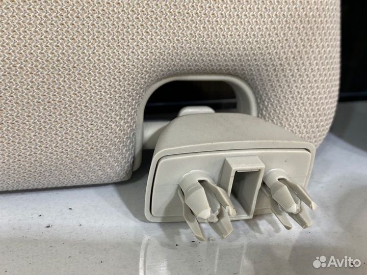 Козырек солнцезащитный Audi A6 C6 caja 2009