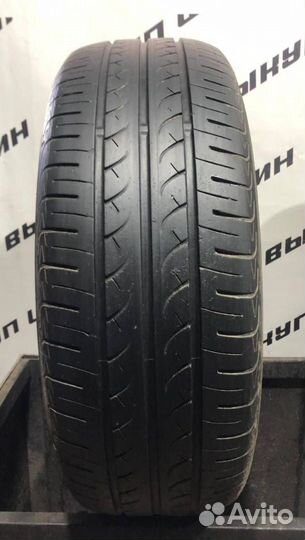 Yokohama BluEarth AE01 215/60 R16