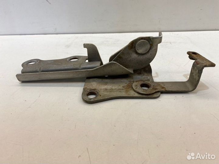 Петля капота правая Kia Spectra седан S6D 2008