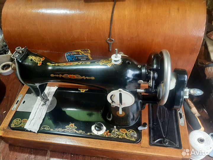 Швейная машинка подольск 2м