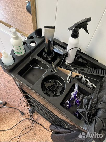 Тележка парикмахерская