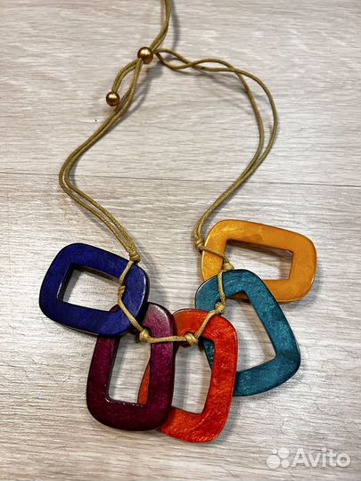 Turtle horn bangle колье