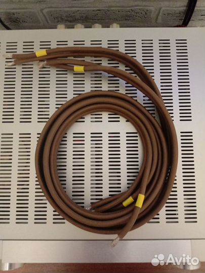 Van den hul M.C. D352 Hybrid Halogeen free