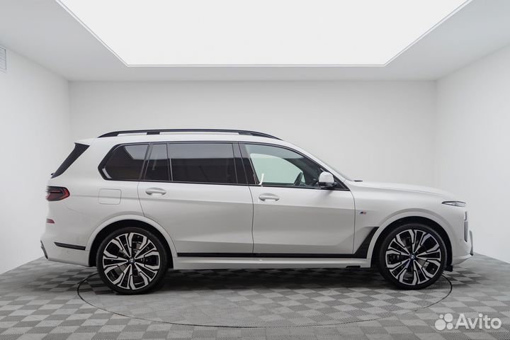 BMW X7 3.0 AT, 2024, 26 км