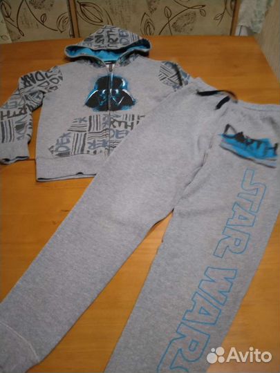 Спортивный костюм