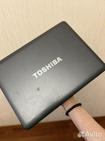 Ноутбук toshiba