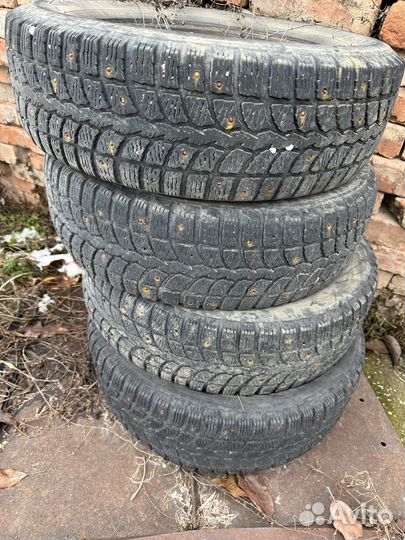 Accelera AT 70-75 2.25/8.5 R13