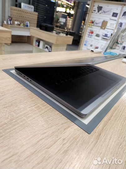 Apple MacBook Pro 16 M1Pro 512 Идеал