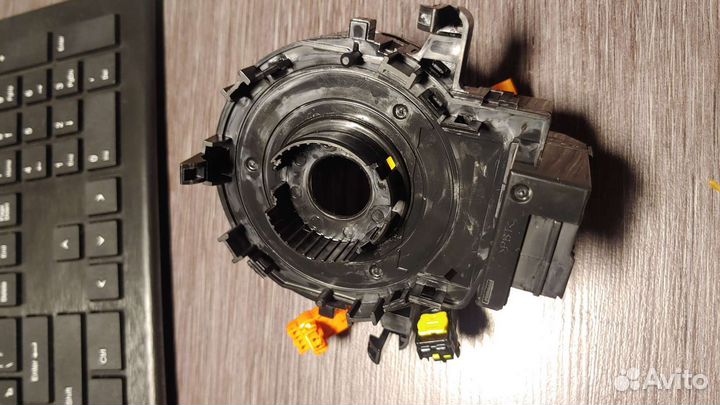 Шлейф подрулевой Toyota Camry 8430648030