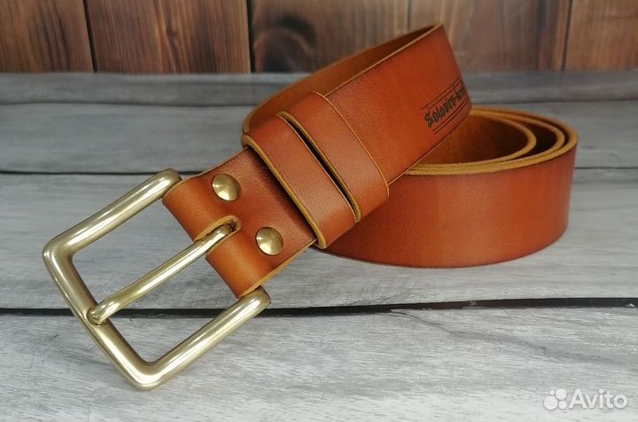 Мужские и женские кожаные ремни
