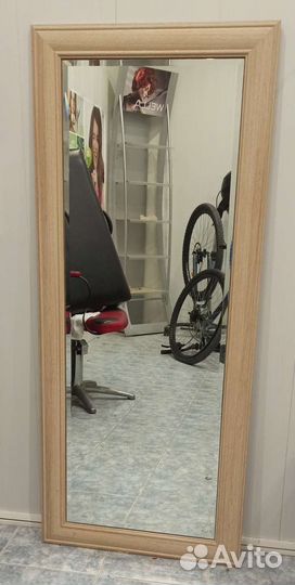 Тумба с зеркалом