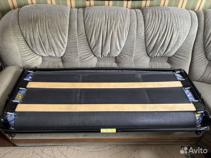 Большой угловой диван