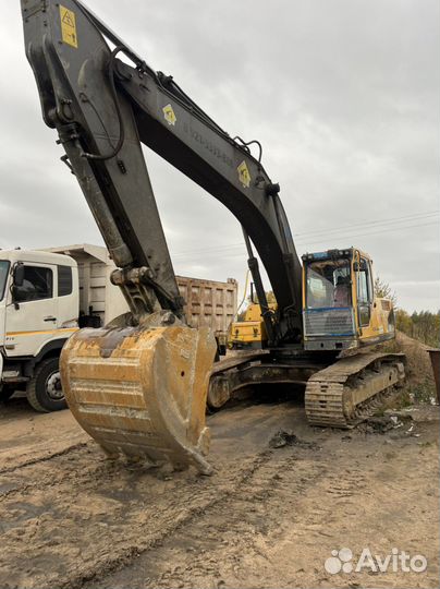 Гусеничный экскаватор Volvo EC290B Prime, 2013