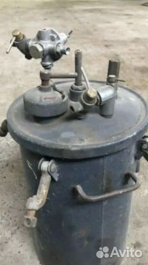 Красконагнетательный бак