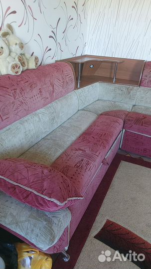 Продам угловой диван бу