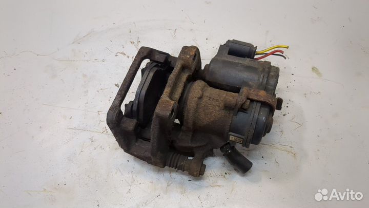 Суппорт левый задний BMW X3 F25