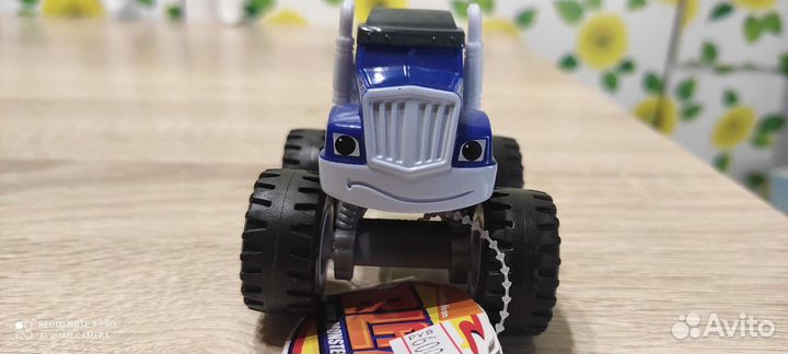Blaze. Monster machines. Машинки
