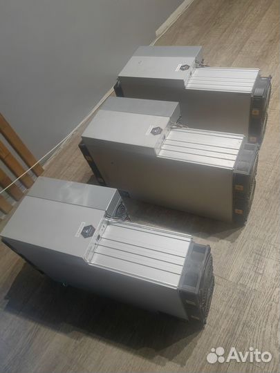 Antminer e9 pro 3680