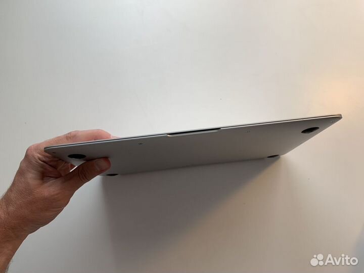 MacBook Air 11-inch A1465