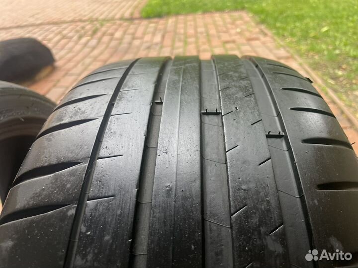 Michelin Pilot Sport 4 225/40 R18 92Y