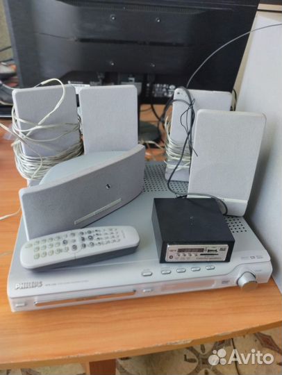 Ресивер Phillips 5.1 c акустикой(блютуз, флешки)
