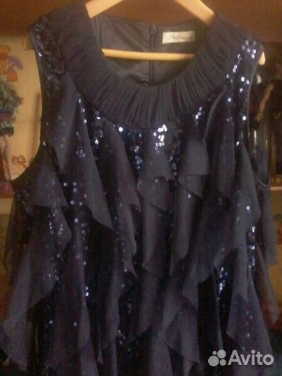 Нарядное платье д/девушки р-р 14