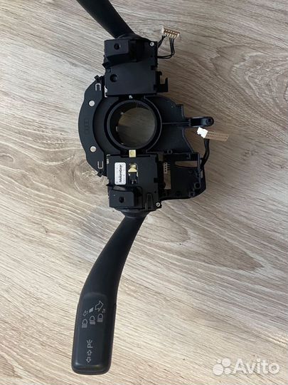 Блок подрулевых переключателей audi