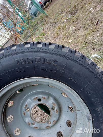 Продаëтся Резина на ниву