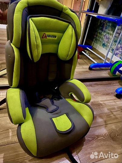 Автокресло универсальное