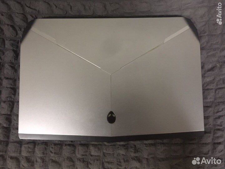 Игровой ноутбук Alienware 15