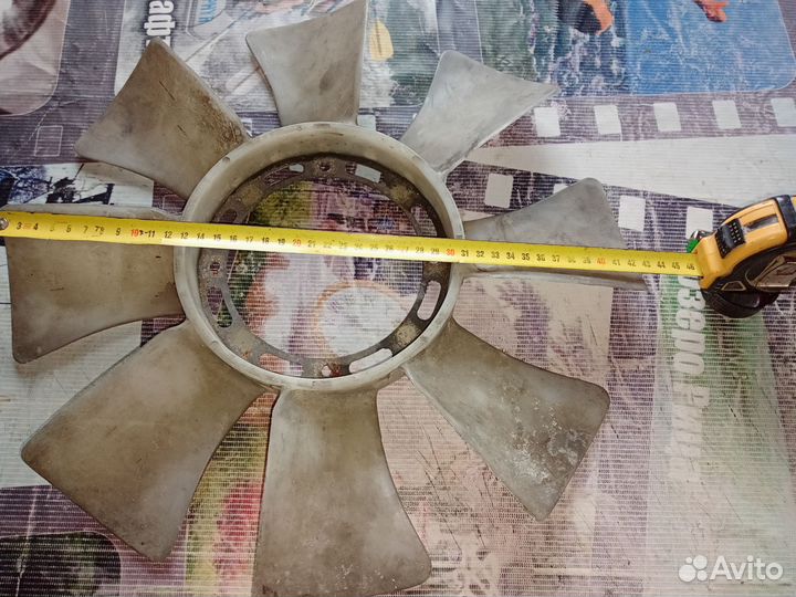 Вентилятор охлаждения радиатора