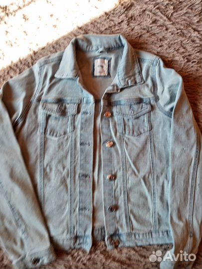 Джинсовая куртка для девочки 158р