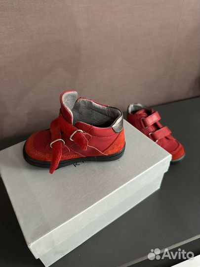 Ботинки для девочки