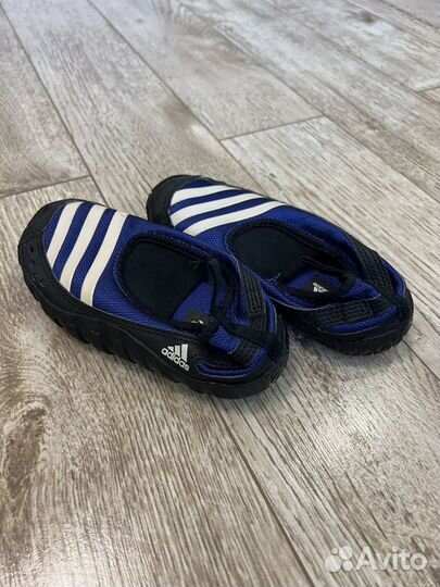 Аквашуз Adidas детские для плавания р. 28. Ориг