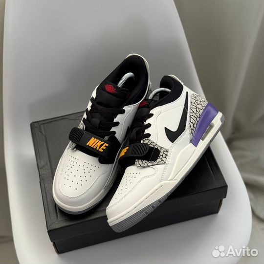 Jordan Legacy 312 Low «Lakers» оригинал