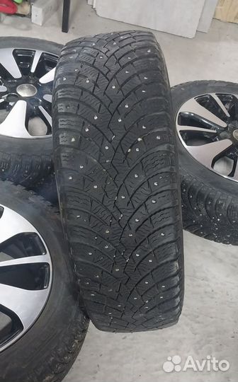 Pirelli Ice Zero 2 205/55 R16 94T