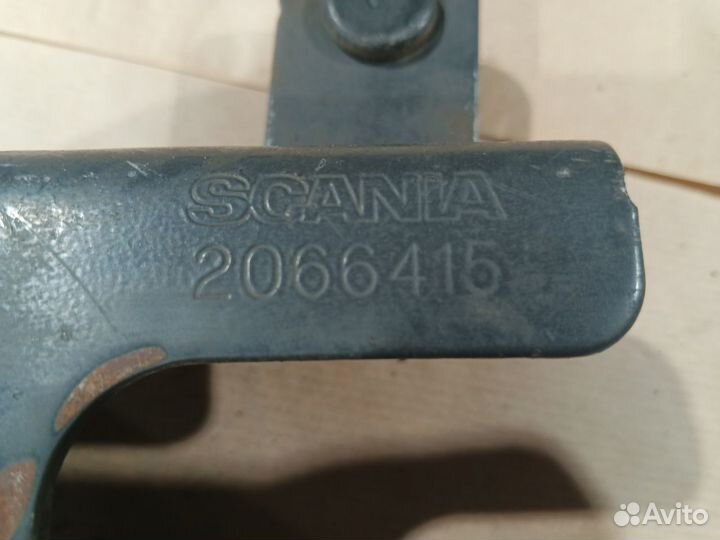 Кронштейн трубки ож Scania 6-Series